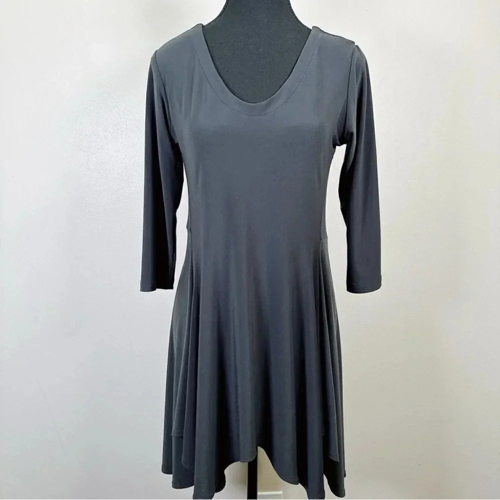 Sympli Hi Low Assymetric Three Quarter Sleeve Tunic  Grey Sage - Picture 2 of 16